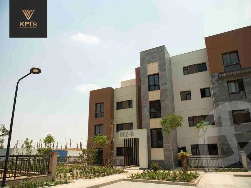 https://aqarmap.com.eg/en/listing/5512211-for-sale-cairo-new-cairo-compounds-district-5-club-residence-apartments-district-5