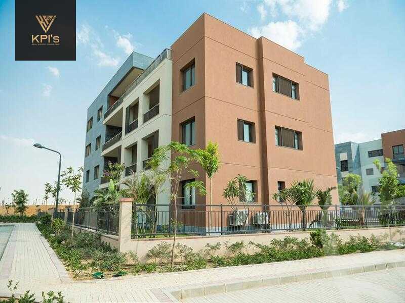https://aqarmap.com.eg/en/listing/5512281-for-sale-cairo-new-cairo-compounds-district-5-club-residence-apartments-district-5