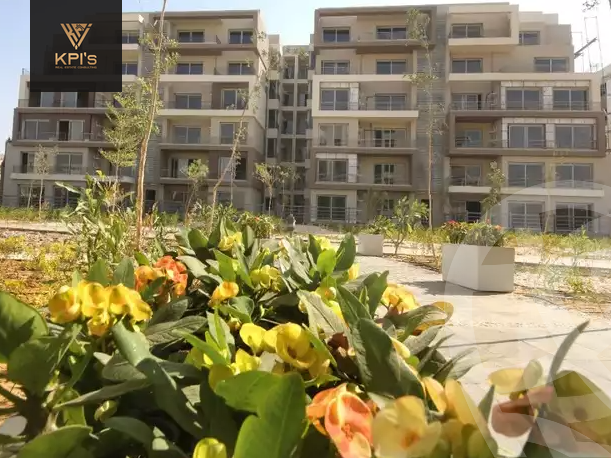 https://aqarmap.com.eg/en/listing/5513699-for-sale-cairo-new-cairo-compounds-blm-hylz-nyw-kyrw