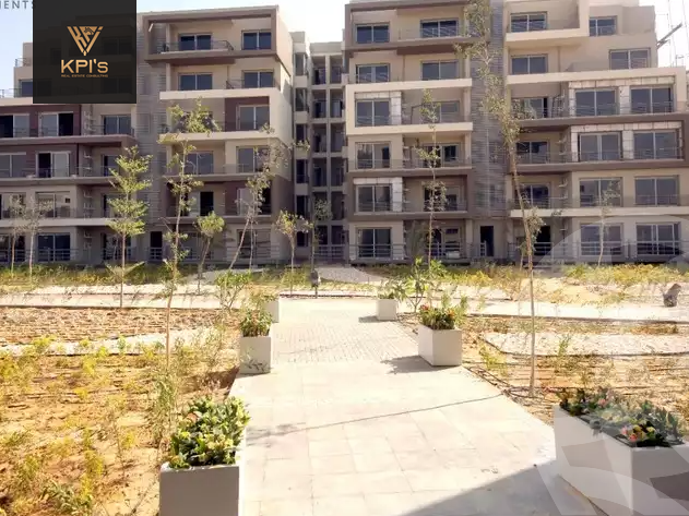 https://aqarmap.com.eg/en/listing/5513699-for-sale-cairo-new-cairo-compounds-blm-hylz-nyw-kyrw