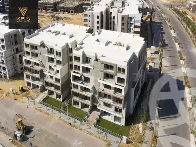 https://aqarmap.com.eg/en/listing/5513699-for-sale-cairo-new-cairo-compounds-blm-hylz-nyw-kyrw