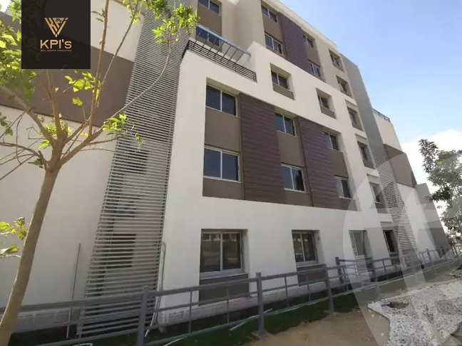 https://aqarmap.com.eg/en/listing/5513699-for-sale-cairo-new-cairo-compounds-blm-hylz-nyw-kyrw