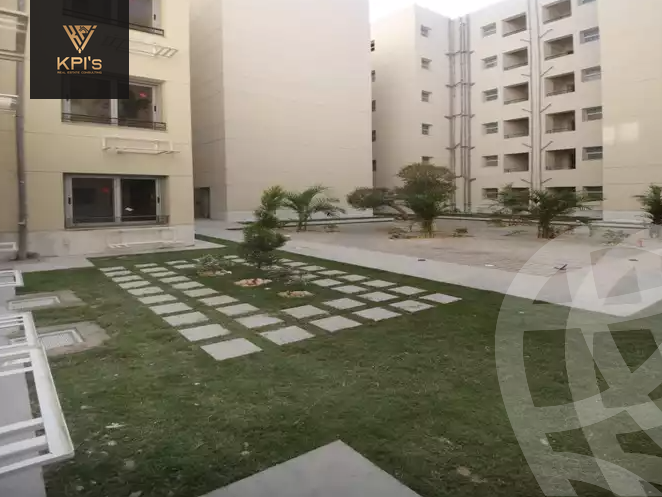 https://aqarmap.com.eg/en/listing/5513699-for-sale-cairo-new-cairo-compounds-blm-hylz-nyw-kyrw