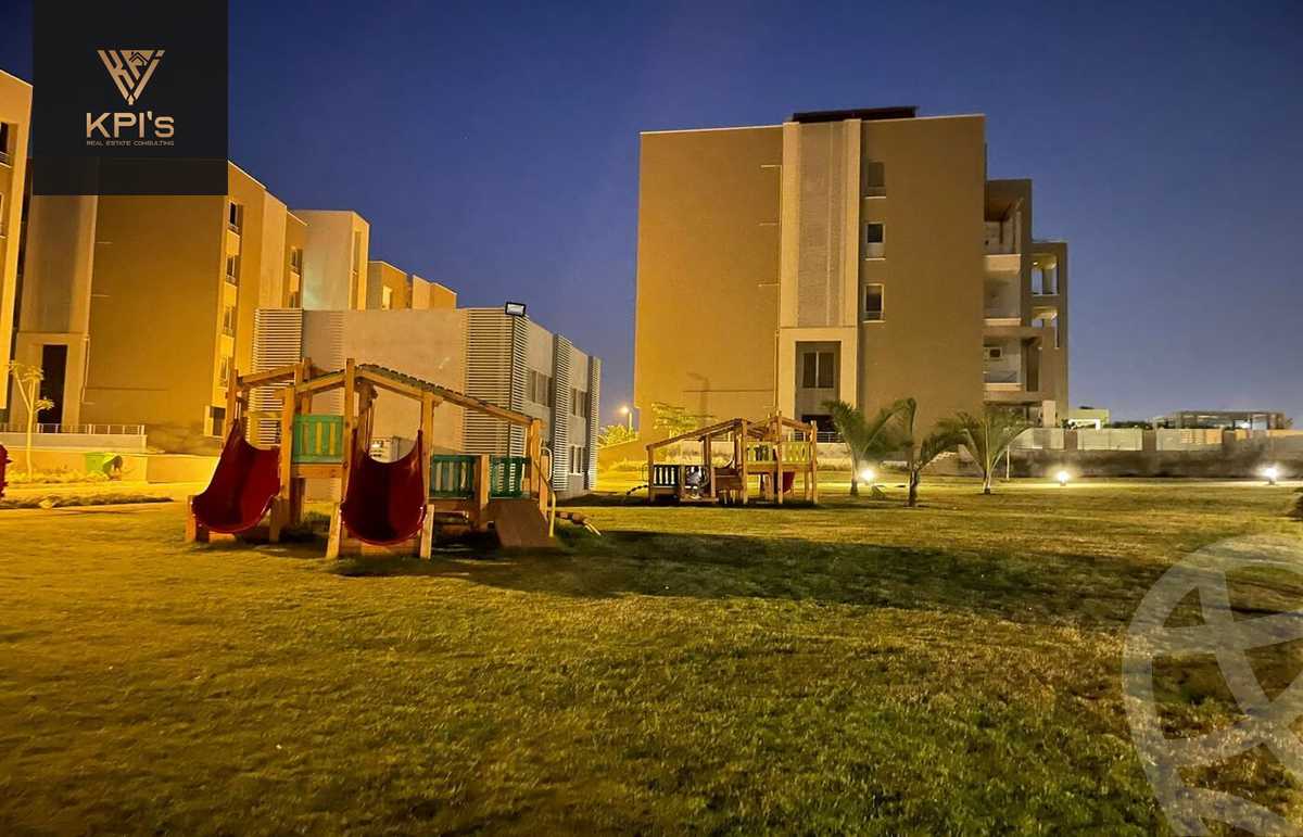 https://aqarmap.com.eg/en/listing/5516345-for-sale-cairo-new-cairo-compounds-fyldj-jrdnz-qtmy-mwl-blm-hylz-llttwyr