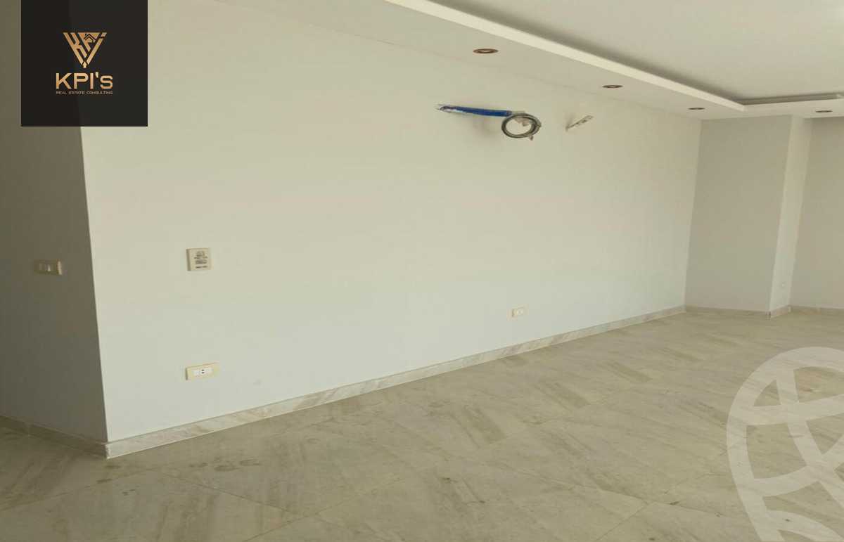 https://aqarmap.com.eg/ar/listing/5516761-for-rent-cairo-new-cairo-compounds-fyldj-jrdnz-qtmy-mwl-blm-hylz-llttwyr