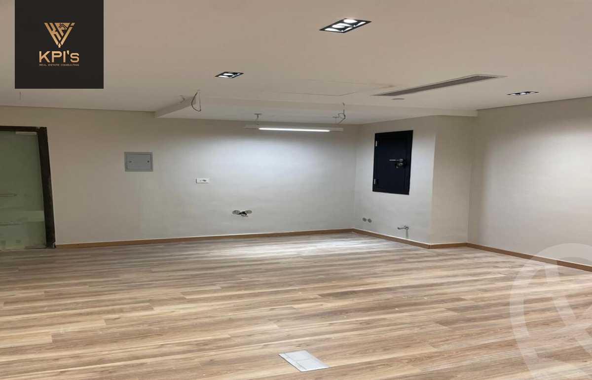 https://aqarmap.com.eg/en/listing/5533117-for-sale-cairo-new-cairo-compounds-hyde-park-centre-ville-hyde-park