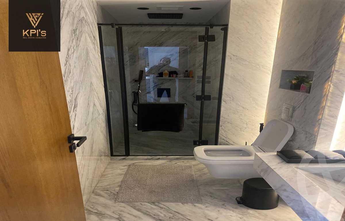 https://aqarmap.com.eg/en/listing/5534003-for-sale-cairo-new-cairo-compounds-lakeview-residence