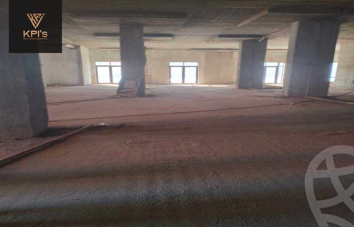 https://aqarmap.com.eg/ar/listing/5536389-for-rent-cairo-new-cairo-compounds-cairo-new-cairo-compounds-regents-park