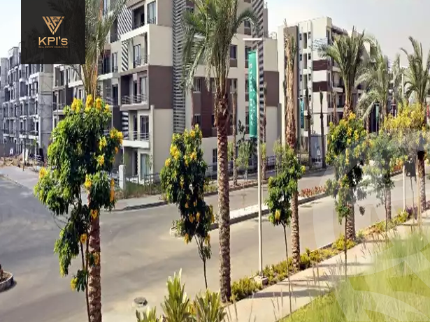 https://aqarmap.com.eg/ar/listing/5521254-for-sale-cairo-new-cairo-compounds-blm-hylz-nyw-kyrw