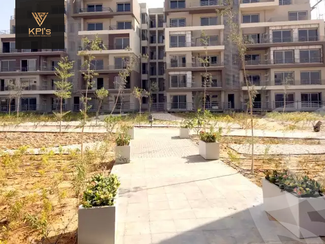 https://aqarmap.com.eg/ar/listing/5521254-for-sale-cairo-new-cairo-compounds-blm-hylz-nyw-kyrw
