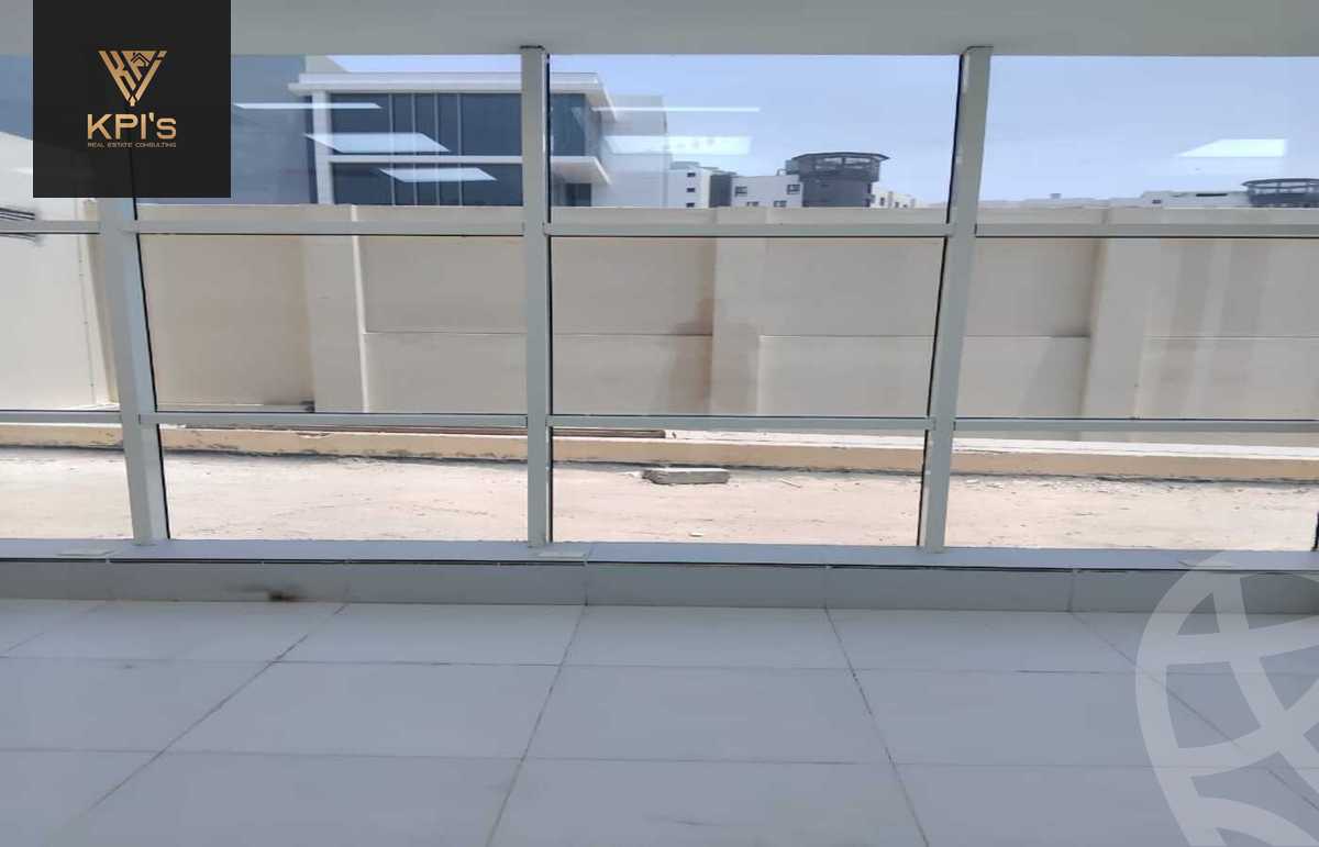https://aqarmap.com.eg/en/listing/5536747-for-sale-cairo-new-cairo-compounds-bznys-bls-ktlyst-llttwyr
