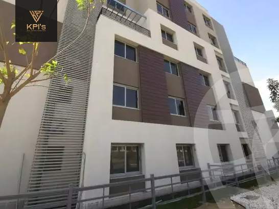 https://aqarmap.com.eg/en/listing/5534208-for-sale-cairo-new-cairo-compounds-blm-hylz-nyw-kyrw