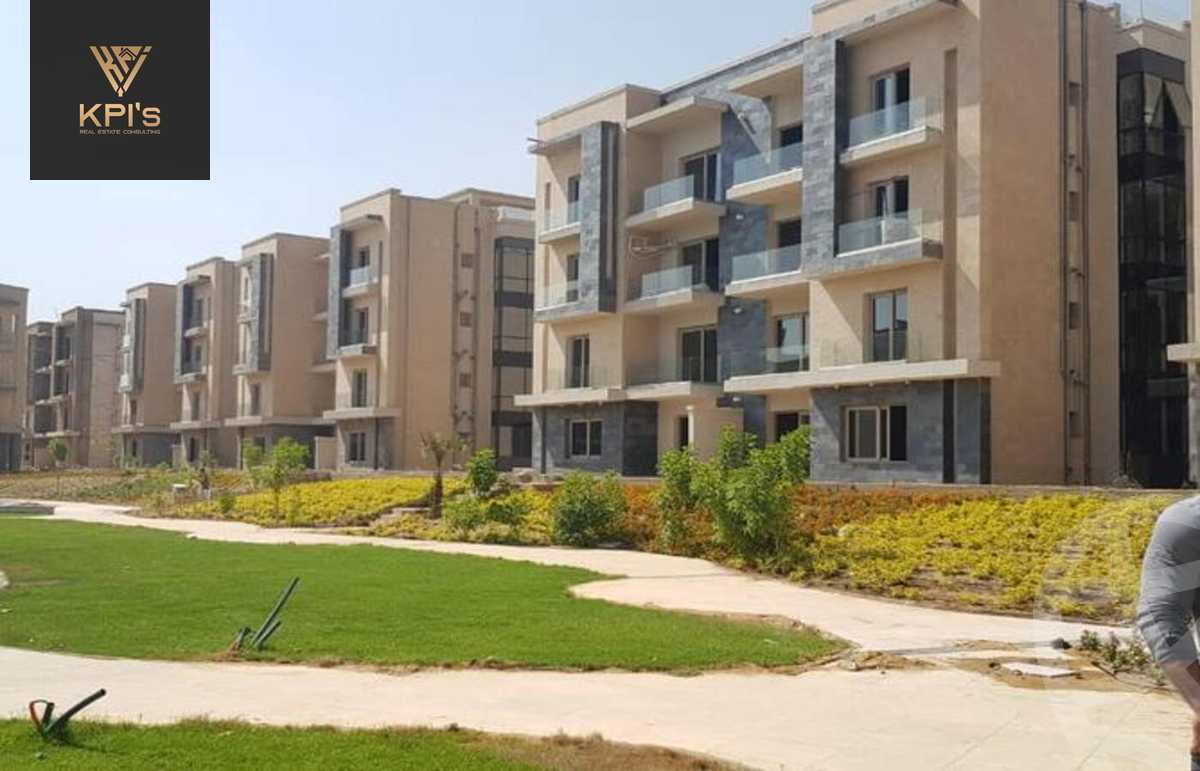 https://aqarmap.com.eg/en/listing/5543686-for-sale-cairo-new-cairo-compounds-moon-valley-2