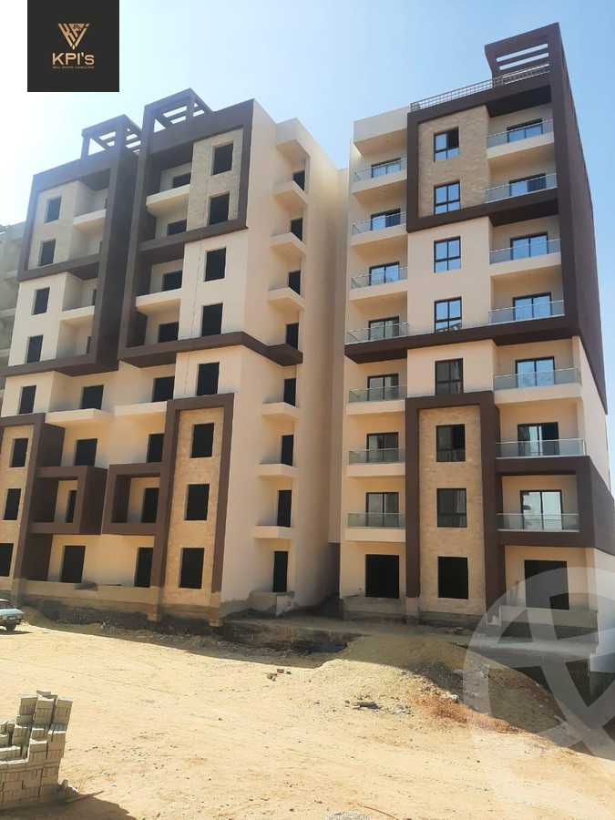 https://aqarmap.com.eg/en/listing/5543718-for-sale-cairo-el-sheikh-zayed-city-lshykh-zyd-ljdyd-menorca-compound-maradev