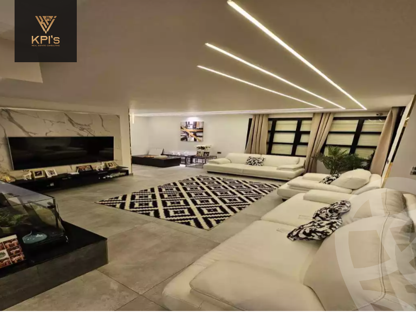 https://aqarmap.com.eg/en/listing/5516252-for-sale-cairo-new-cairo-compounds-fyldj-jrdnz-qtmy-mwl-blm-hylz-llttwyr
