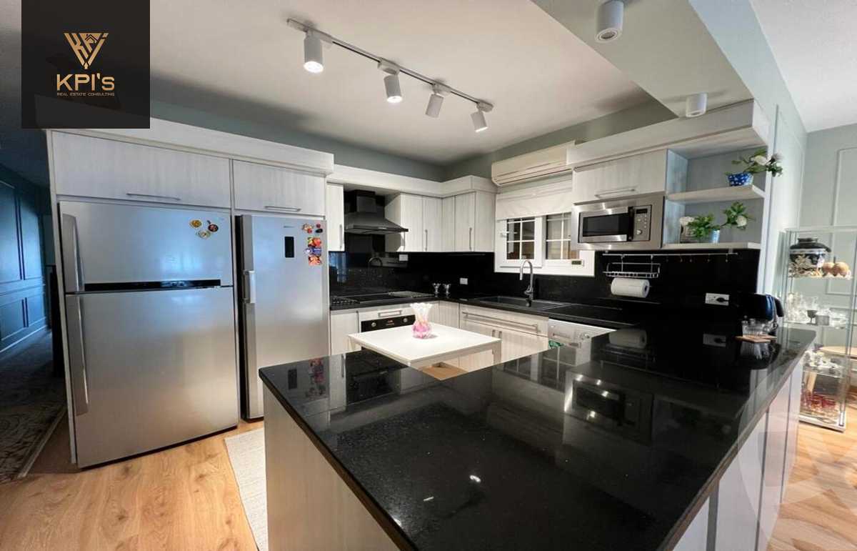 https://aqarmap.com.eg/en/listing/5567688-for-sale-cairo-new-cairo-compounds-mountain-view-hyde-park