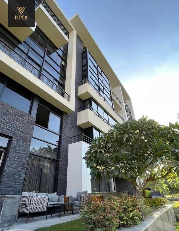 https://aqarmap.com.eg/en/listing/5579459-for-sale-cairo-new-cairo-compounds-kmbwnd-kryk-twn-il-cazar