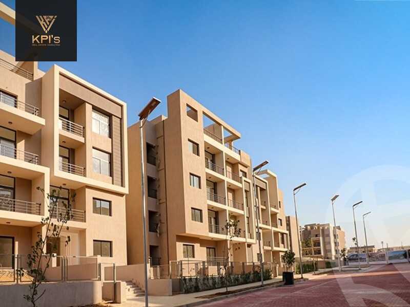 https://aqarmap.com.eg/en/listing/5579495-for-sale-cairo-new-cairo-compounds-fifth-square