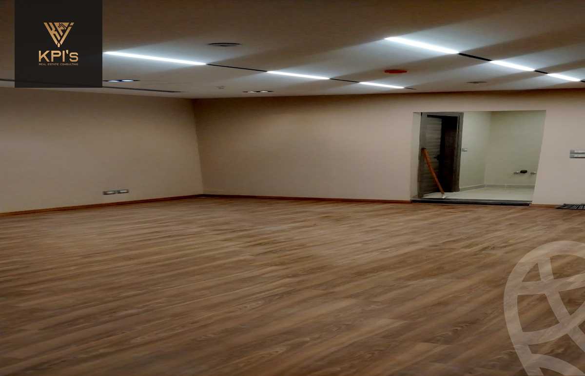 https://aqarmap.com.eg/en/listing/5594642-for-rent-cairo-new-cairo-compounds-hyde-park-centre-ville-hyde-park