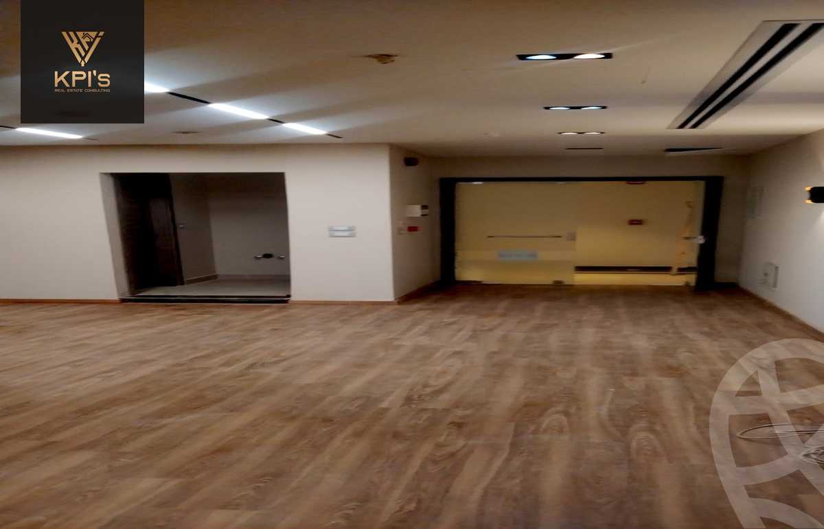 https://aqarmap.com.eg/en/listing/5594642-for-rent-cairo-new-cairo-compounds-hyde-park-centre-ville-hyde-park