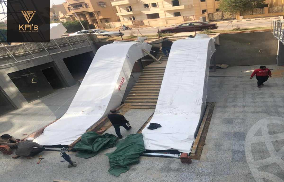 https://aqarmap.com.eg/ar/listing/5599906-for-rent-cairo-new-cairo-compounds-x-mall-x-estate