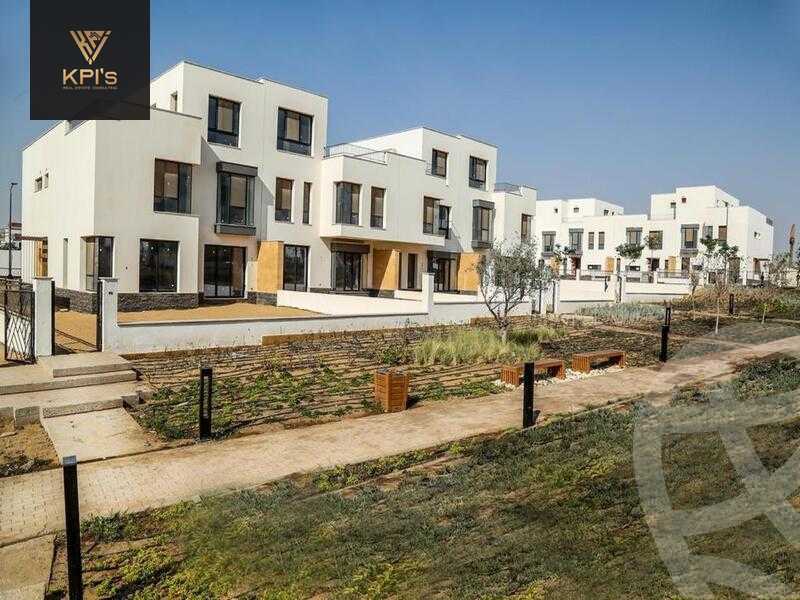 https://aqarmap.com.eg/en/listing/5616009-for-sale-cairo-new-cairo-compounds-moon-valley-2