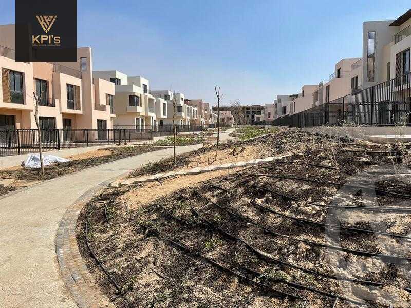 https://aqarmap.com.eg/en/listing/5616009-for-sale-cairo-new-cairo-compounds-moon-valley-2
