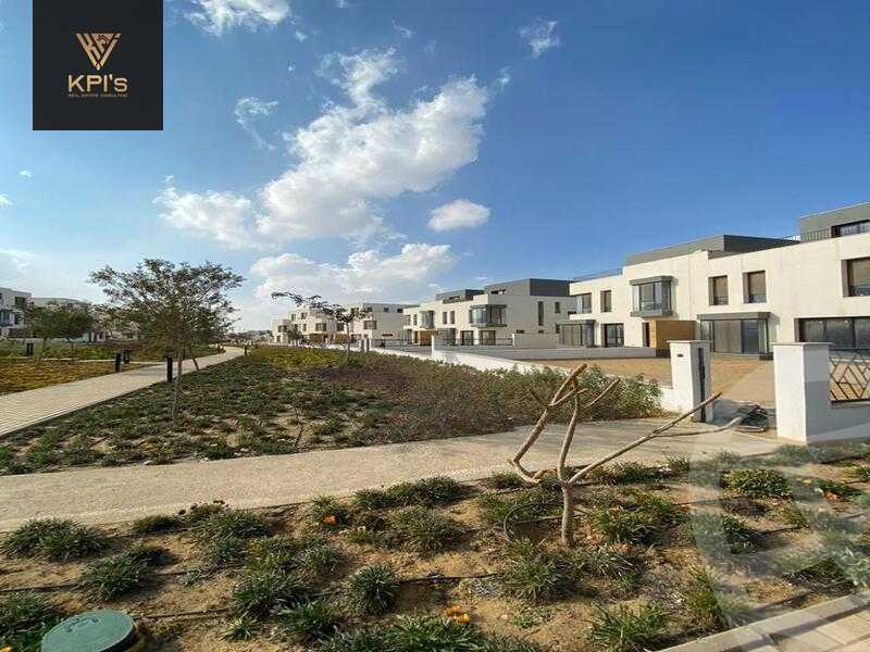 https://aqarmap.com.eg/en/listing/5616009-for-sale-cairo-new-cairo-compounds-moon-valley-2