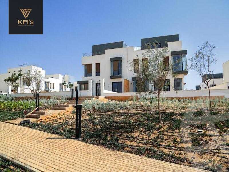 https://aqarmap.com.eg/en/listing/5616009-for-sale-cairo-new-cairo-compounds-moon-valley-2