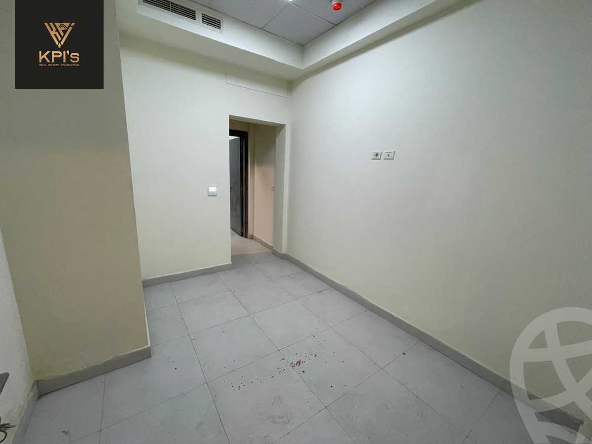 https://aqarmap.com.eg/en/listing/5620463-for-sale-cairo-new-cairo-compounds-lyjntry-mwl-ktlyst-llttwyr