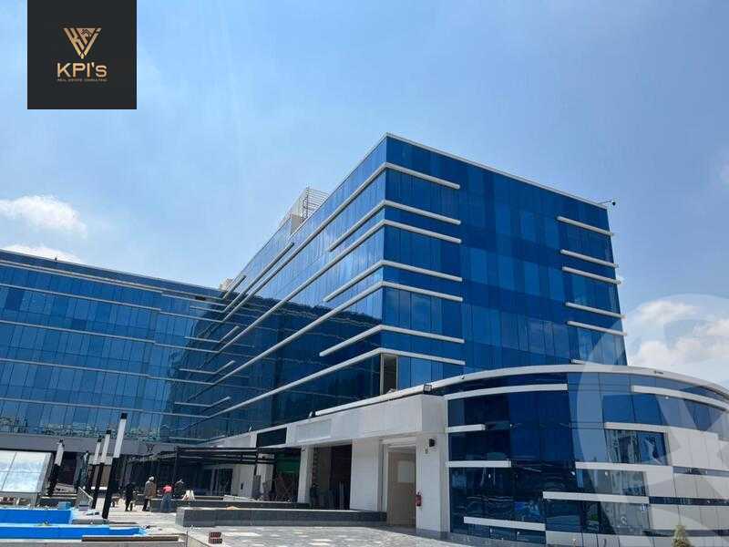 https://aqarmap.com.eg/ar/listing/5623878-for-rent-cairo-new-cairo-compounds-tryfywm-skwyr-mwl-nm-llttwyr