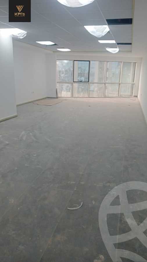 https://aqarmap.com.eg/ar/listing/5628011-for-rent-cairo-new-cairo-compounds-south-gate-mall-wealth