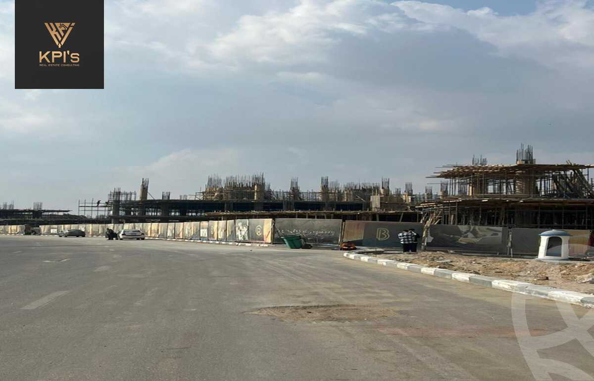 https://aqarmap.com.eg/en/listing/5638401-for-sale-cairo-heliopolis-compounds-6ixty-mall-al-borouj-misr