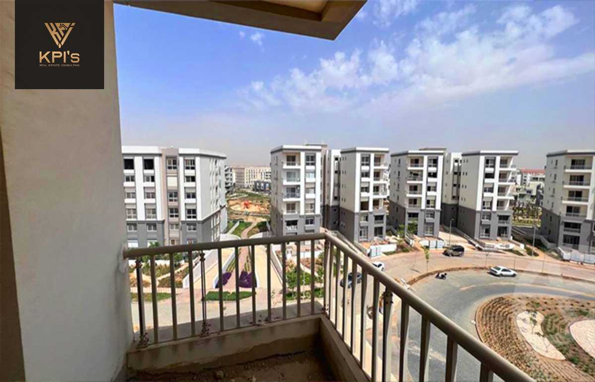 https://aqarmap.com.eg/en/listing/5641552-for-sale-cairo-new-cairo-compounds-hyde-park-centre-ville-hyde-park