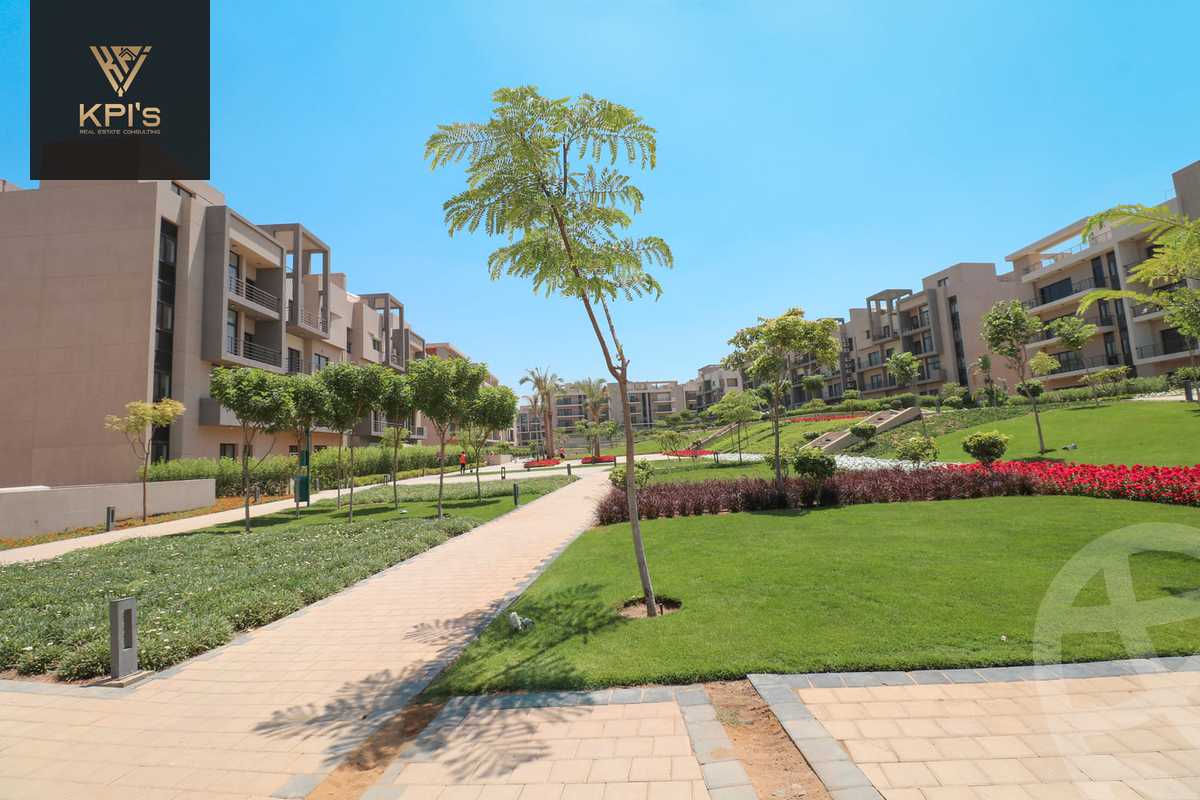 https://aqarmap.com.eg/en/listing/5641699-for-sale-cairo-new-cairo-compounds-fifth-square