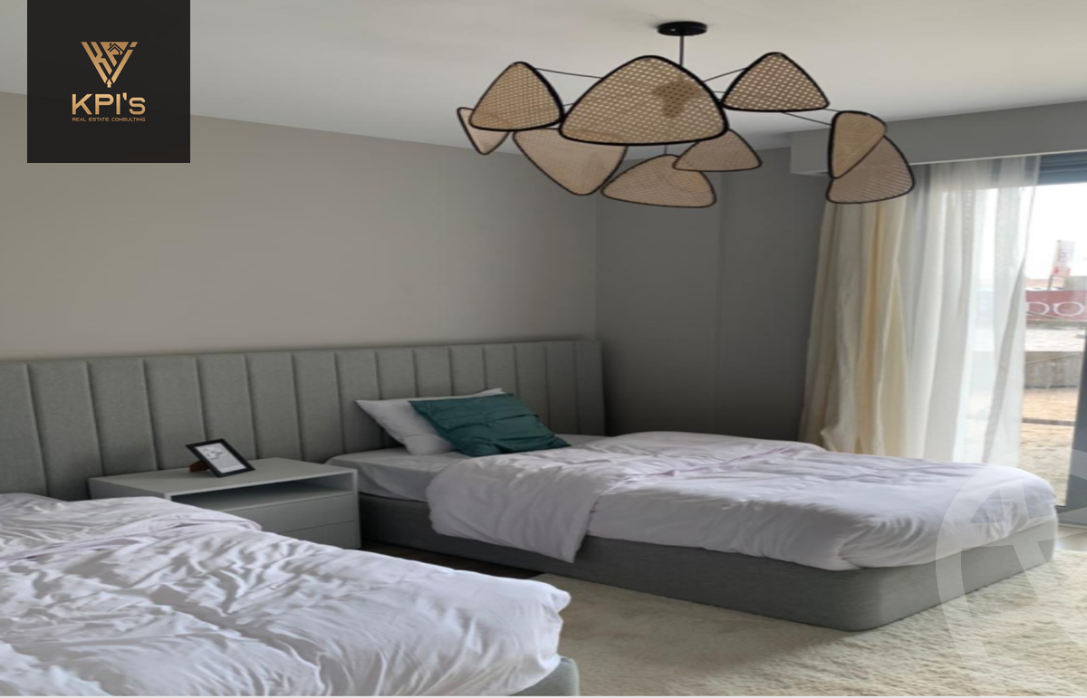 https://aqarmap.com.eg/en/listing/5644323-for-sale-cairo-el-sheikh-zayed-city-compounds-kmbwnd-fyldj-wyst-dr-llttwyr