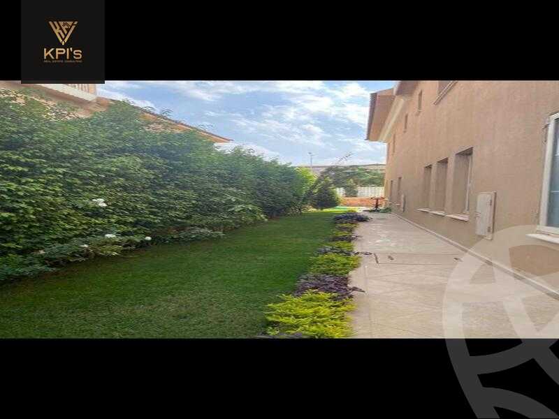 https://aqarmap.com.eg/en/listing/5644351-for-sale-cairo-new-cairo-compounds-hyde-park-centre-ville-hyde-park