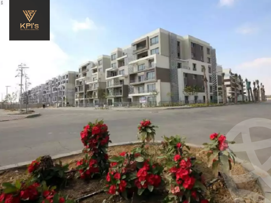 https://aqarmap.com.eg/ar/listing/5641353-for-sale-cairo-new-cairo-compounds-blm-hylz-nyw-kyrw