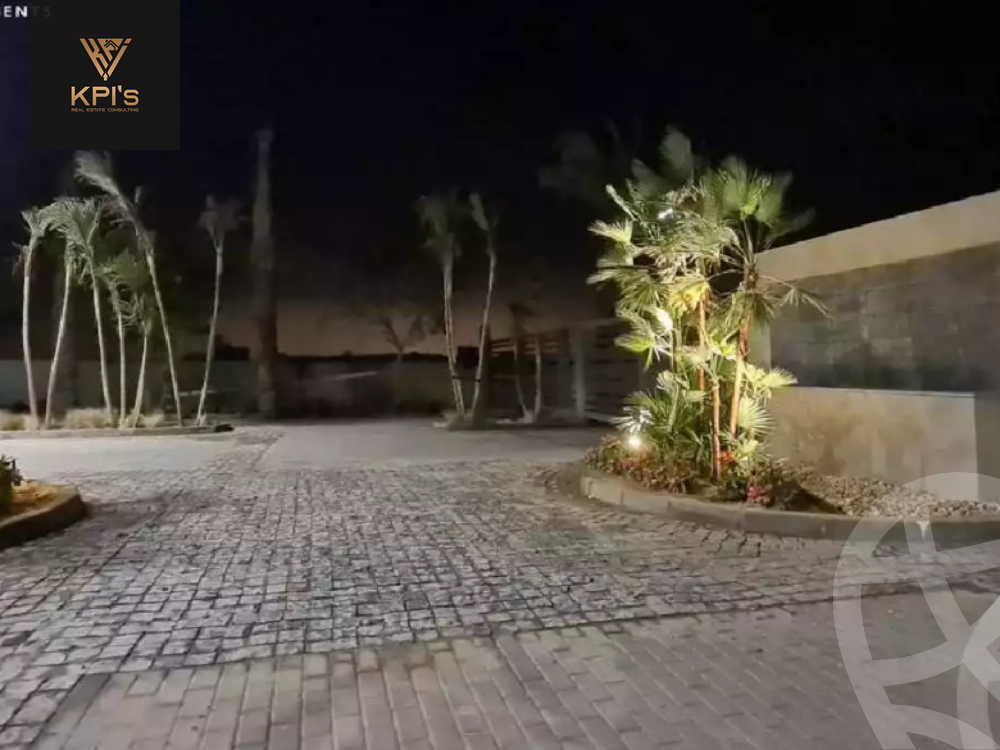 https://aqarmap.com.eg/ar/listing/5641353-for-sale-cairo-new-cairo-compounds-blm-hylz-nyw-kyrw