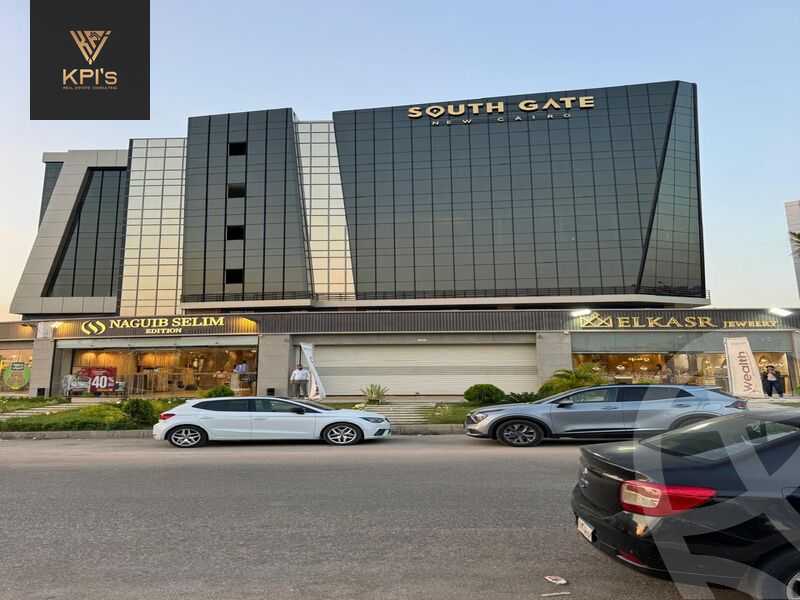 https://aqarmap.com.eg/en/listing/5661613-for-sale-cairo-new-cairo-compounds-south-gate-mall-wealth