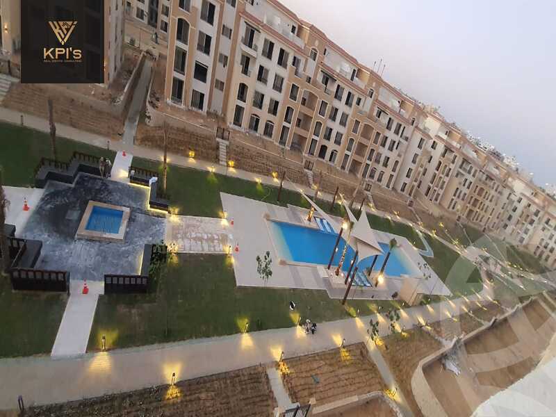 https://aqarmap.com.eg/ar/listing/5664537-for-sale-cairo-new-cairo-compounds-stwn-ryzydns-by-ar-y-llttwyr