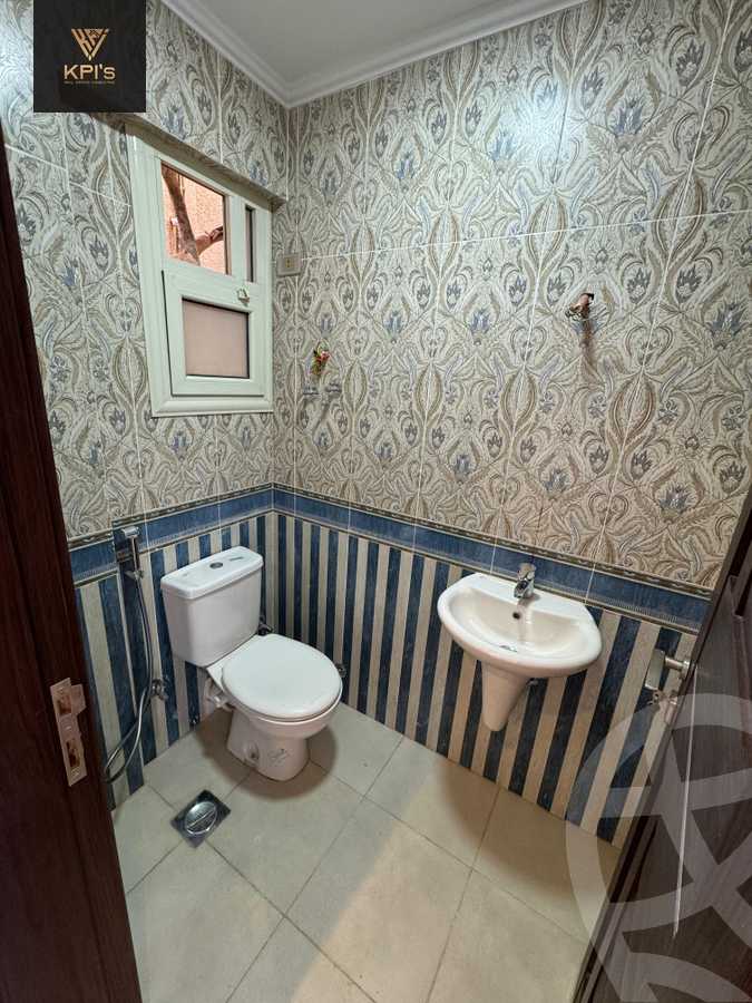 https://aqarmap.com.eg/en/listing/5664651-for-sale-cairo-new-cairo-compounds-mwrd-fq-llttwyr