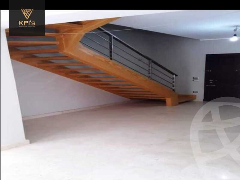 https://aqarmap.com.eg/ar/listing/5671562-for-sale-cairo-new-cairo-compounds-kmbwnd-fyldj-jyt-blm-hylz