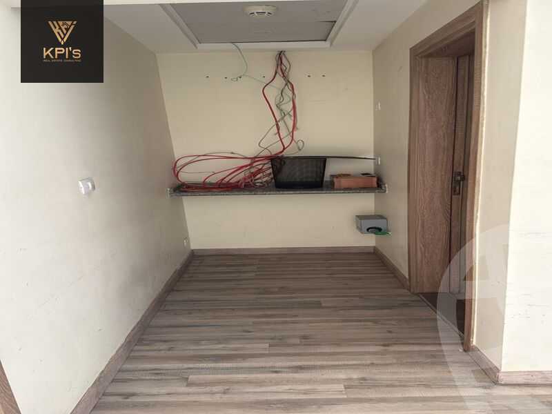 https://aqarmap.com.eg/ar/listing/5686052-for-rent-cairo-new-cairo-compounds-tryfywm-skwyr-mwl-nm-llttwyr