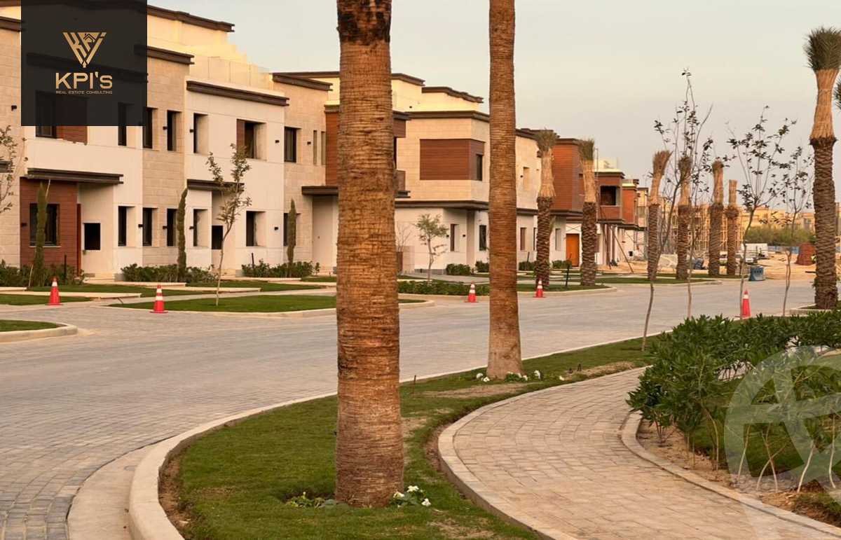 https://aqarmap.com.eg/en/listing/5695756-for-sale-cairo-new-cairo-compounds-azzar