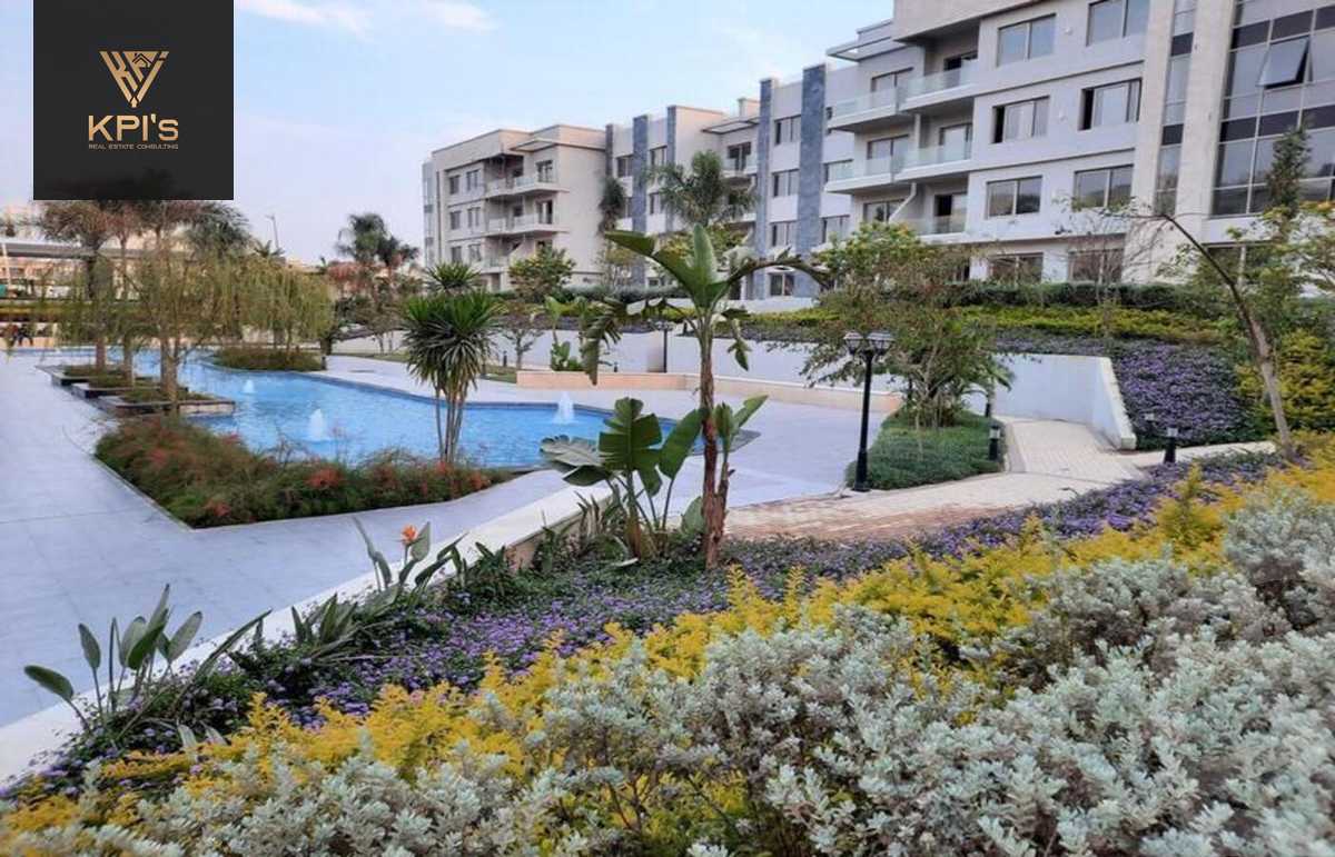https://aqarmap.com.eg/en/listing/5706481-for-sale-cairo-new-cairo-compounds-moon-valley