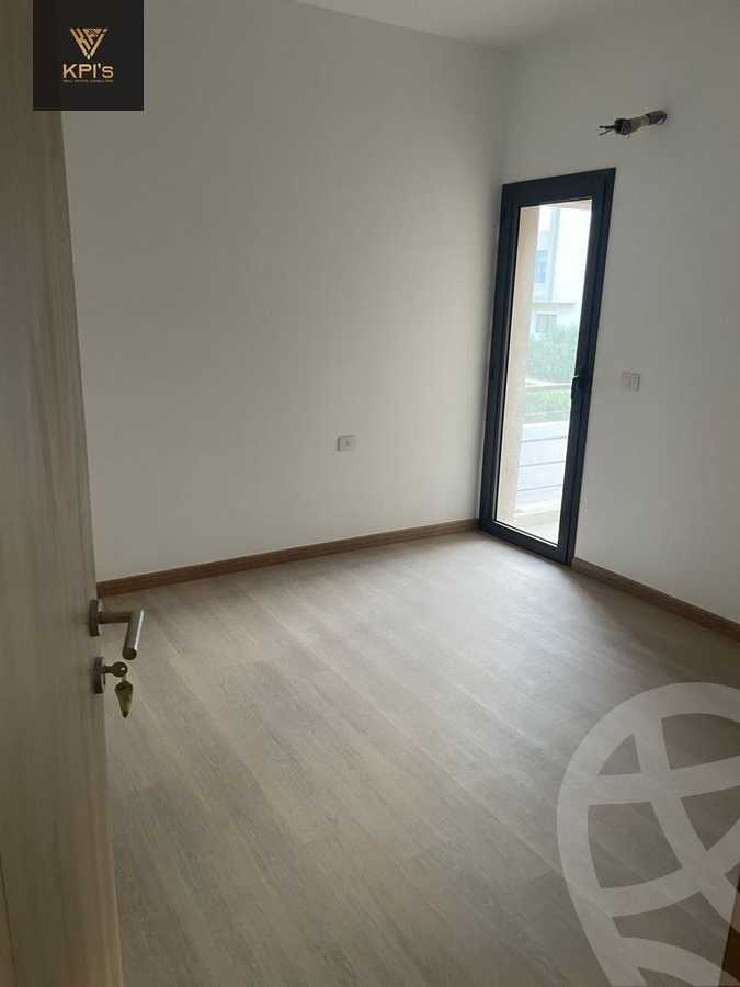 https://aqarmap.com.eg/en/listing/5713557-for-sale-cairo-new-cairo-compounds-fifth-square