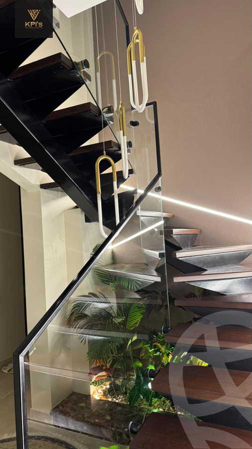 https://aqarmap.com.eg/ar/listing/5713605-for-sale-cairo-new-cairo-compounds-fifth-square