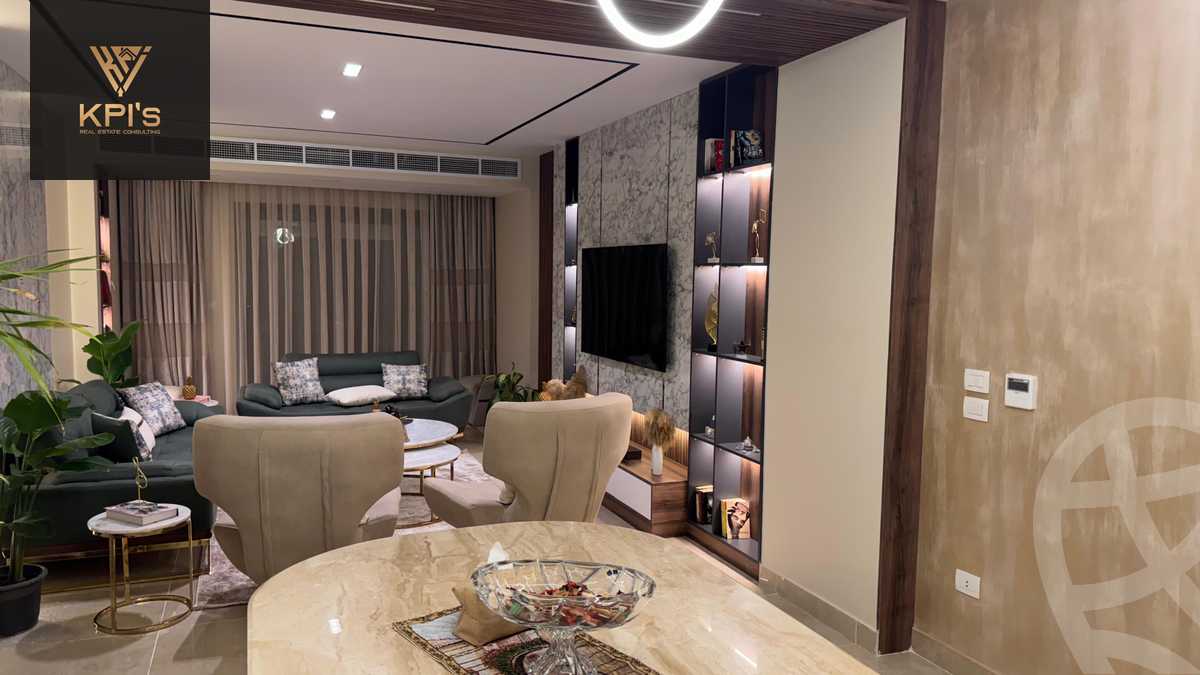 https://aqarmap.com.eg/ar/listing/5713605-for-sale-cairo-new-cairo-compounds-fifth-square