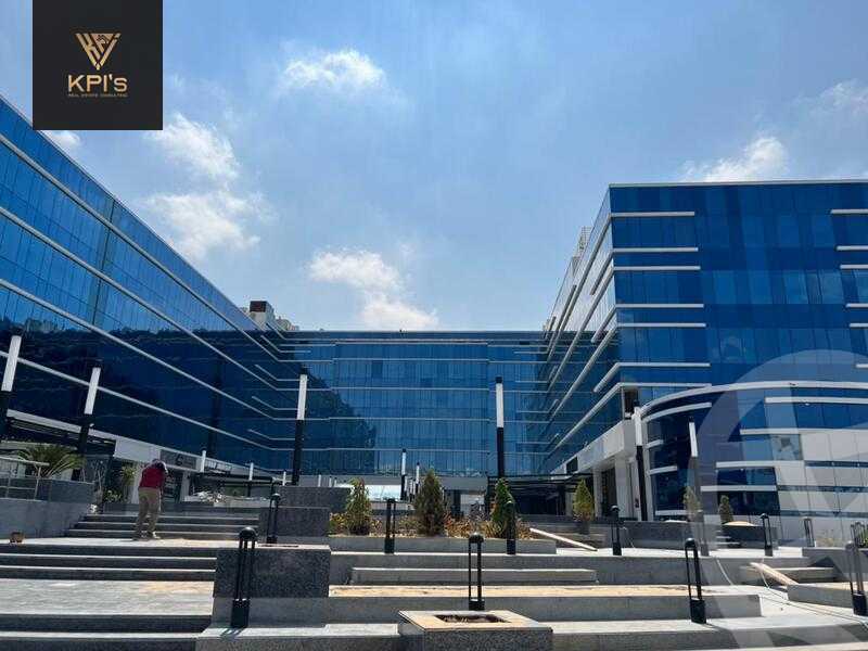 https://aqarmap.com.eg/ar/listing/5731040-for-rent-cairo-new-cairo-compounds-tryfywm-skwyr-mwl-nm-llttwyr